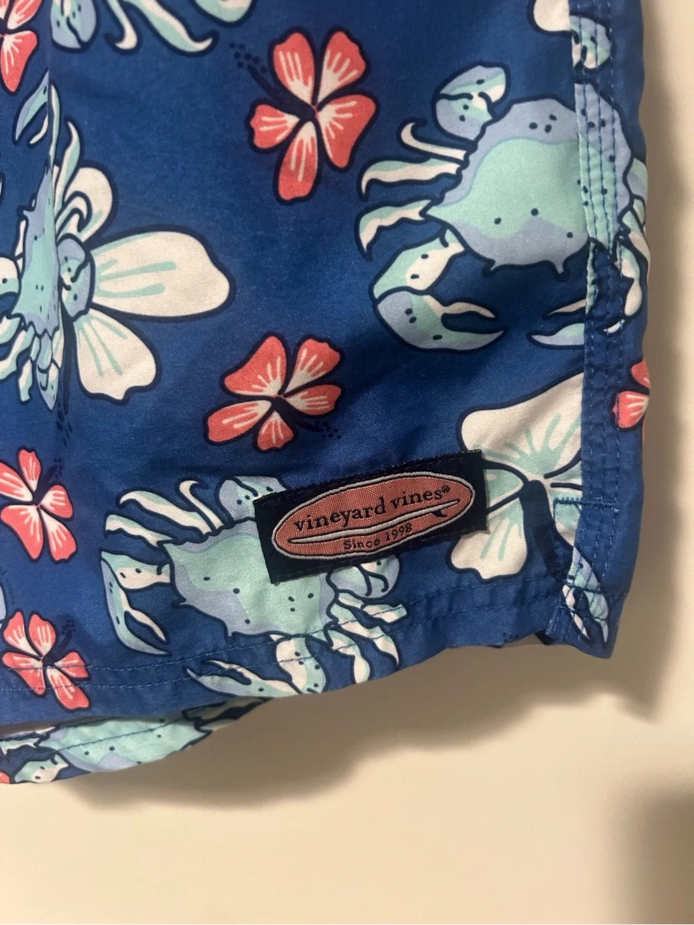 Vineyard Vines Blue Crab & Floral Swim Trunks